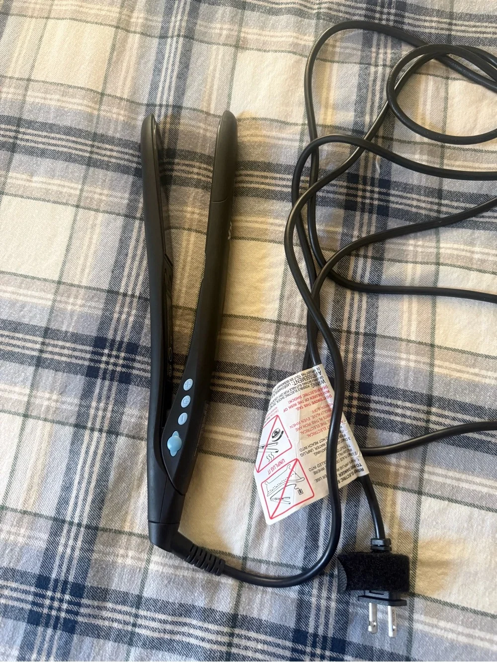 Bio Ionic 10X Black Professional Hair Straightener - Sleek Ceramic Plates